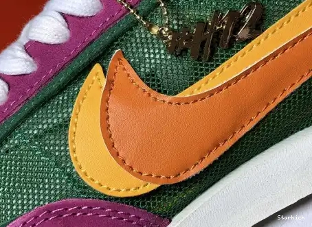 Waffle  LD Nike Green BV0073-301 Pine Sacai 0326